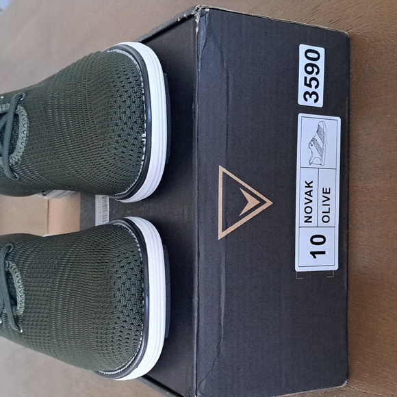 Vance Co. The Novak Sneaker - Color: Olive - Size: Men 10 - Picture 4 of 9